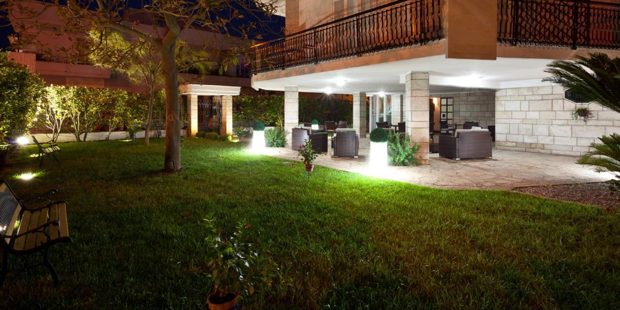 Il Giardino Di Flora Con Piscina Hotel Lecce Exterior photo