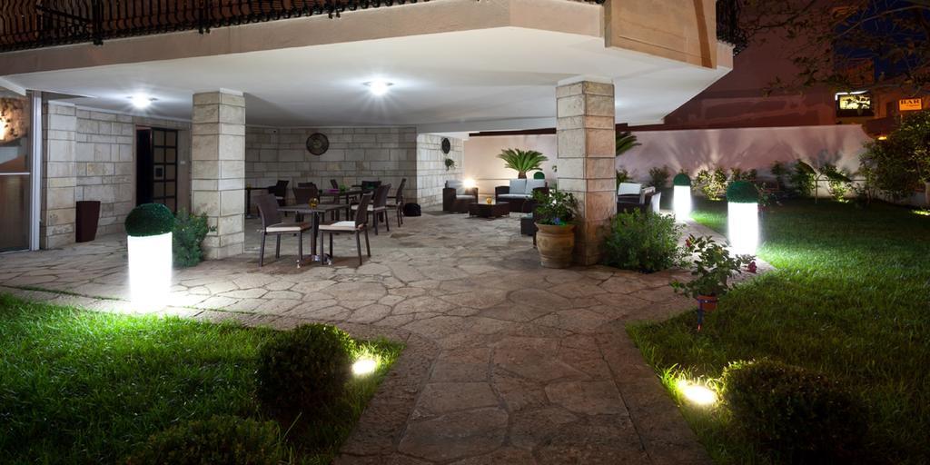 Il Giardino Di Flora Con Piscina Hotel Lecce Exterior photo